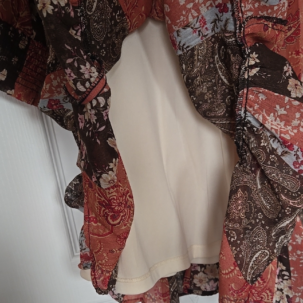 Black Tape_ Paisley Long Sleeve Dress - Picture 6 of 8